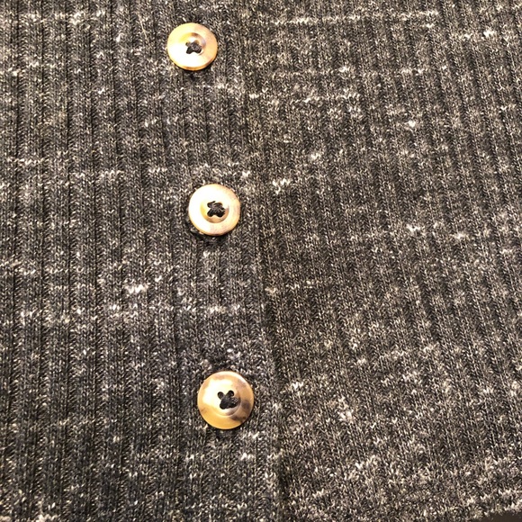 Madewell knit button cropped front tank - Picture 2 of 7